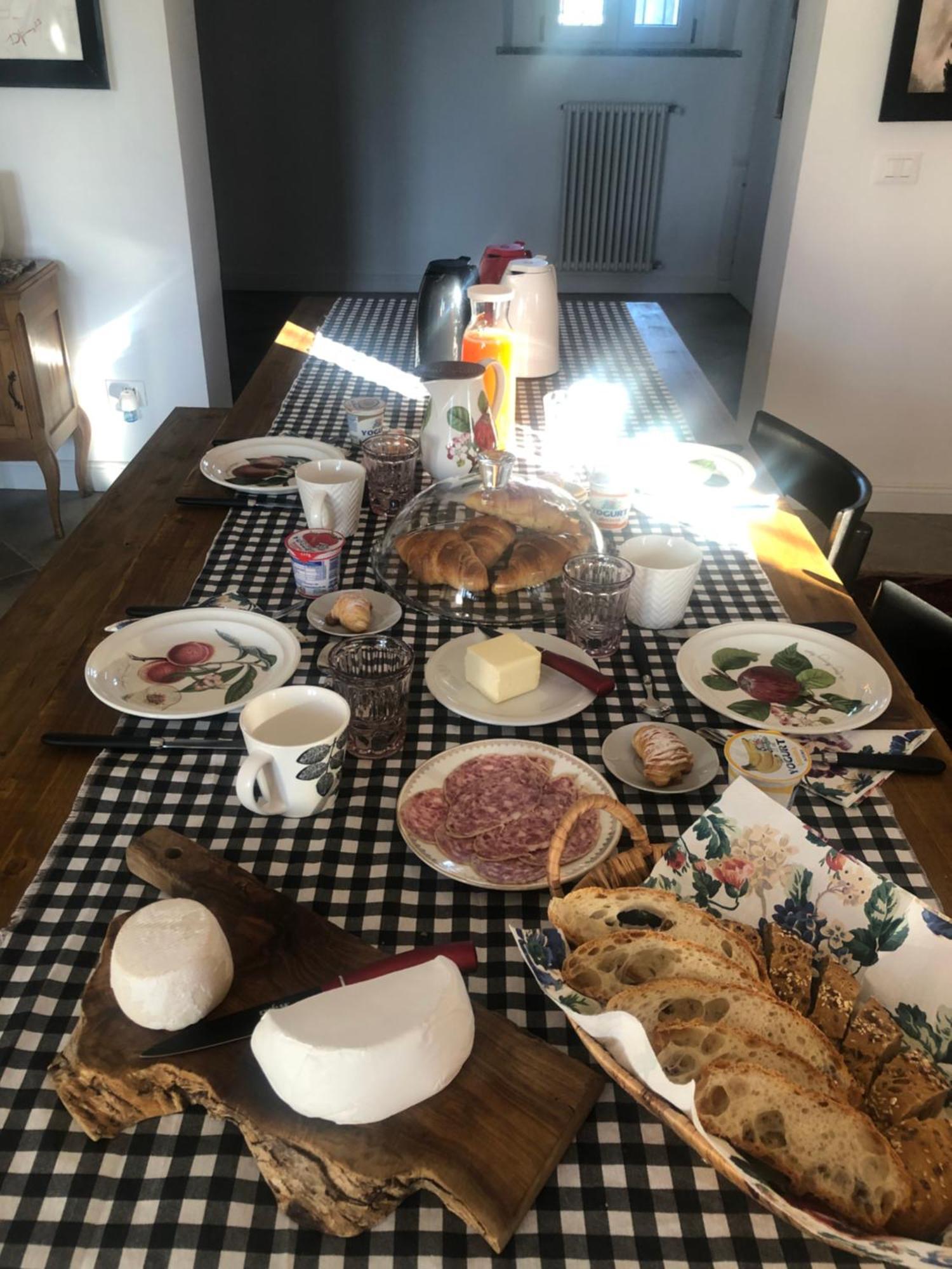 I Tre Merli Mortara Buitenkant foto