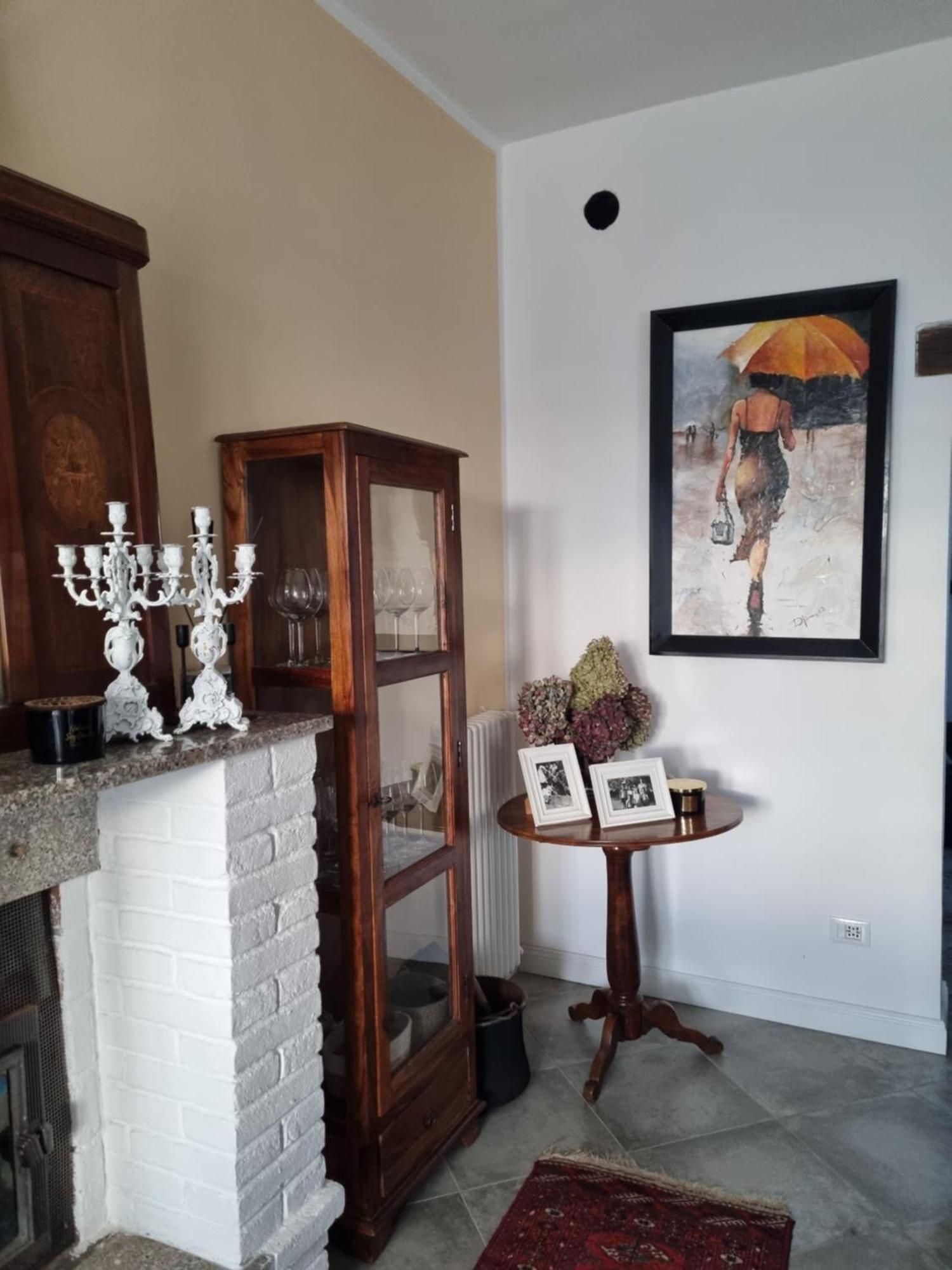 I Tre Merli Mortara Buitenkant foto